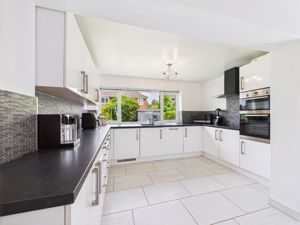 Photo 12- click for photo gallery